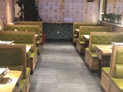 卡座-粟氏天府·东北烧烤(长安街店)