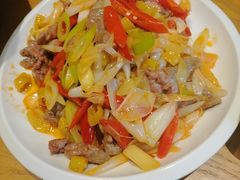 -隔壁老王·家常云南菜(花巷店)