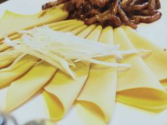 京酱肉丝-鑫巴蜀小镇 · 水煮鱼专研店(玉桥店)