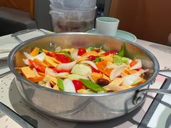 -黄记煌三汁焖锅(新佳丽江汉路店)