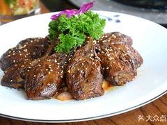 -三人行骨头王火锅(长寿店)