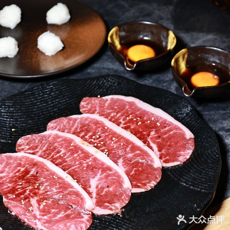 一口入魂的日式烧肉店，靠特别的酱料出圈！
