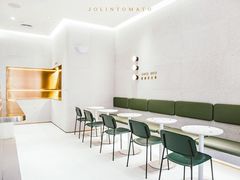 等位区-喜茶(青岛金狮广场店)