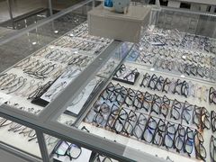 -潘多拉眼镜·蔡司依视路明月(潘家园店)