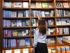 -上海三联书店READWAY(华中首店)