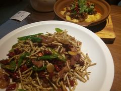 -有红鸡毛店·川菜(建设路店)