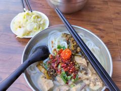 -齐记土鸡米线
