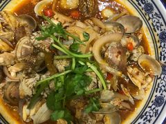 -琥珀老六龙虾(四里河店)