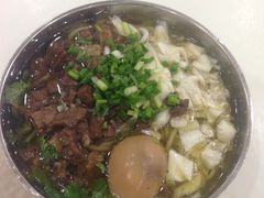 -花溪王记牛肉粉(四季花溪商场店)