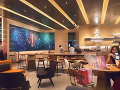 大堂-星巴克臻选(上海合生汇1F店)