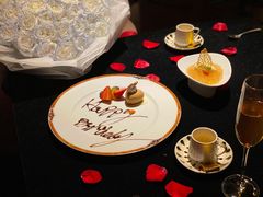 生日糕点-wann lounge 低温慢煮牛排·清吧