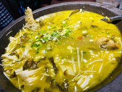 -小凤庭·地道湖北菜武昌鱼·藕汤(38年黄鹤楼店)