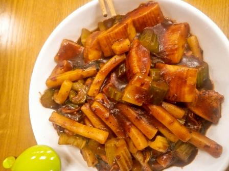 推荐:酱香鸡炒鱼排年糕