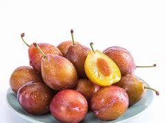 -上海龙吴水胜海发市场