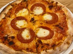 巨眼意式腊肉肠披萨-城市大道红炉披萨烘焙坊