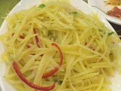 -顺峰渔港中国人的餐厅