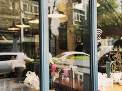 -Be Lived Cafe比例咖啡(摩天轮店)