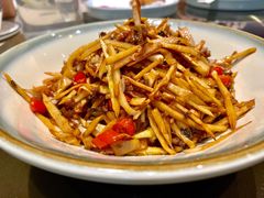 酸菜炒小笋-楚山晓·湖北菜(武汉光谷K11店)