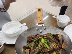 -鲁南仔·滕州炒鸡(经三路店)
