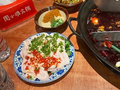 -周小明火锅(黑金冠社区店)