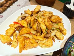 -耶里夏丽·新疆菜·28年喀什老馆(田林东路店)
