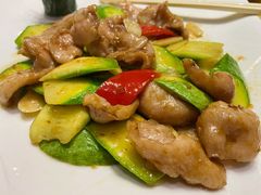 云南小瓜炒猪颈肉-新海利海鲜城·41年珠海老字号(夏湾店)