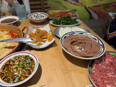 -洱火云南酸菜牛肉火锅(石景山当代商城店)