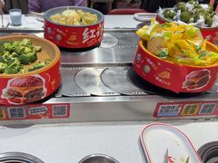 -龍歌自助小火锅(芝罘万达店)
