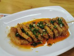 -呷佬·长沙手工米粉(金沙江路店)