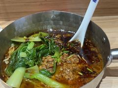 -魔都三兄弟酸辣粉·蘸卤炸串(虹桥万科店)