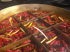 -沸炉重庆老火锅(军事博物馆店)