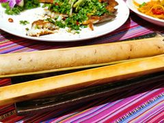 竹筒饭-香巴拉云南餐厅(华莱坞店)