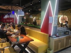 大堂-泥锅麻辣串(白城店)