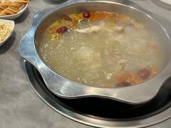 -光头药膳鸡(莱茵小镇店)