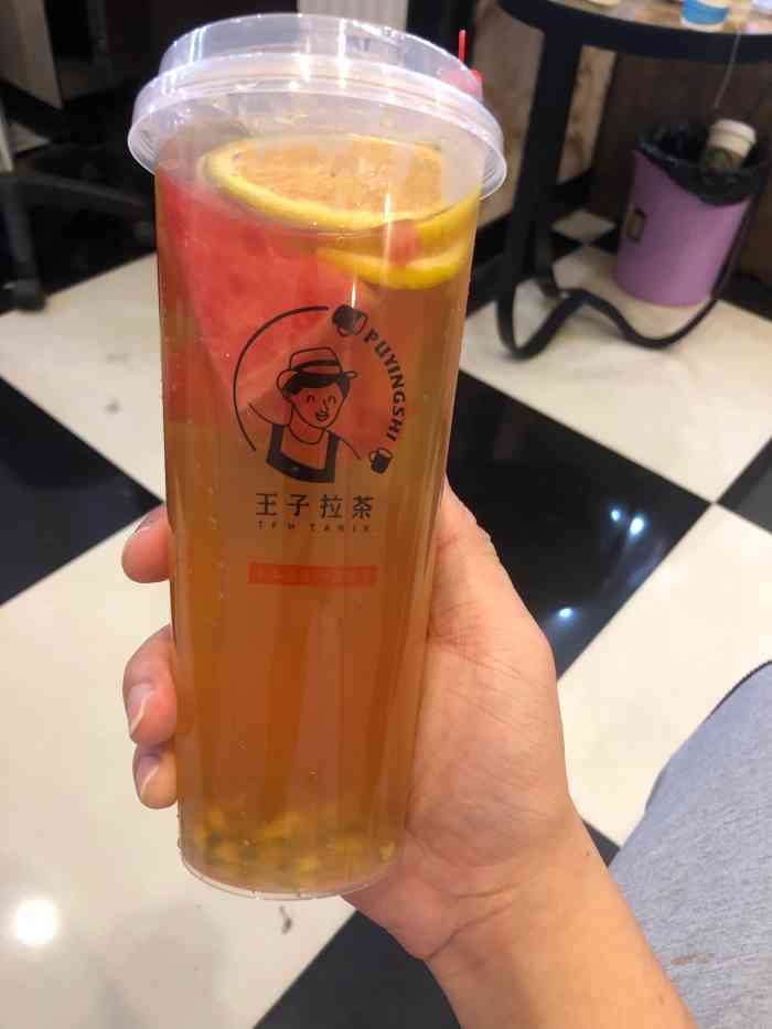 王子拉茶-"奶茶类,里面的话我最推荐的还是青蛙撞奶,.