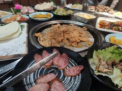 -牛味道炭火烤肉(湖前总店)