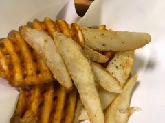 -HIGH FIVE哈福手工汉堡(桂林路店)