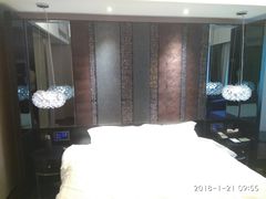 -桔子水晶苏州吴江步行街酒店