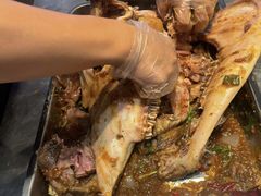 -老王全牛宴·鲜牛肉牛杂火锅(总店)