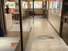 -阿瓦山寨·湘菜现炒·剁椒鱼头王(咸阳总店)