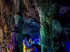 -泰安地下龙宫景区