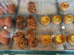 -VERIE BAKEHOUSE