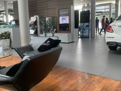 -奔驰利星行(北京花乡店)