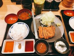 -牛カツ京都勝牛(河原町蛸薬師店)