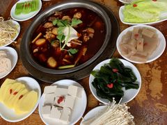 -佘记全家福芋儿鸡(向阳街总店)