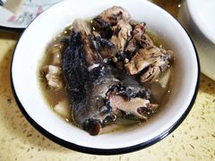 -东巴谷野生菌火锅餐厅