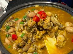 -龙巢盱眙龙虾·牛蛙·烧烤宵夜(八卦岭店)