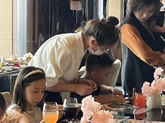 -唐拉雅秀酒店-西锦汇空中BBQ·思创餐厅