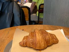 牛角面包-来回·咖啡(天河南店)