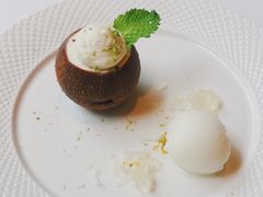 椰子慕斯-福楼法餐厅FLO